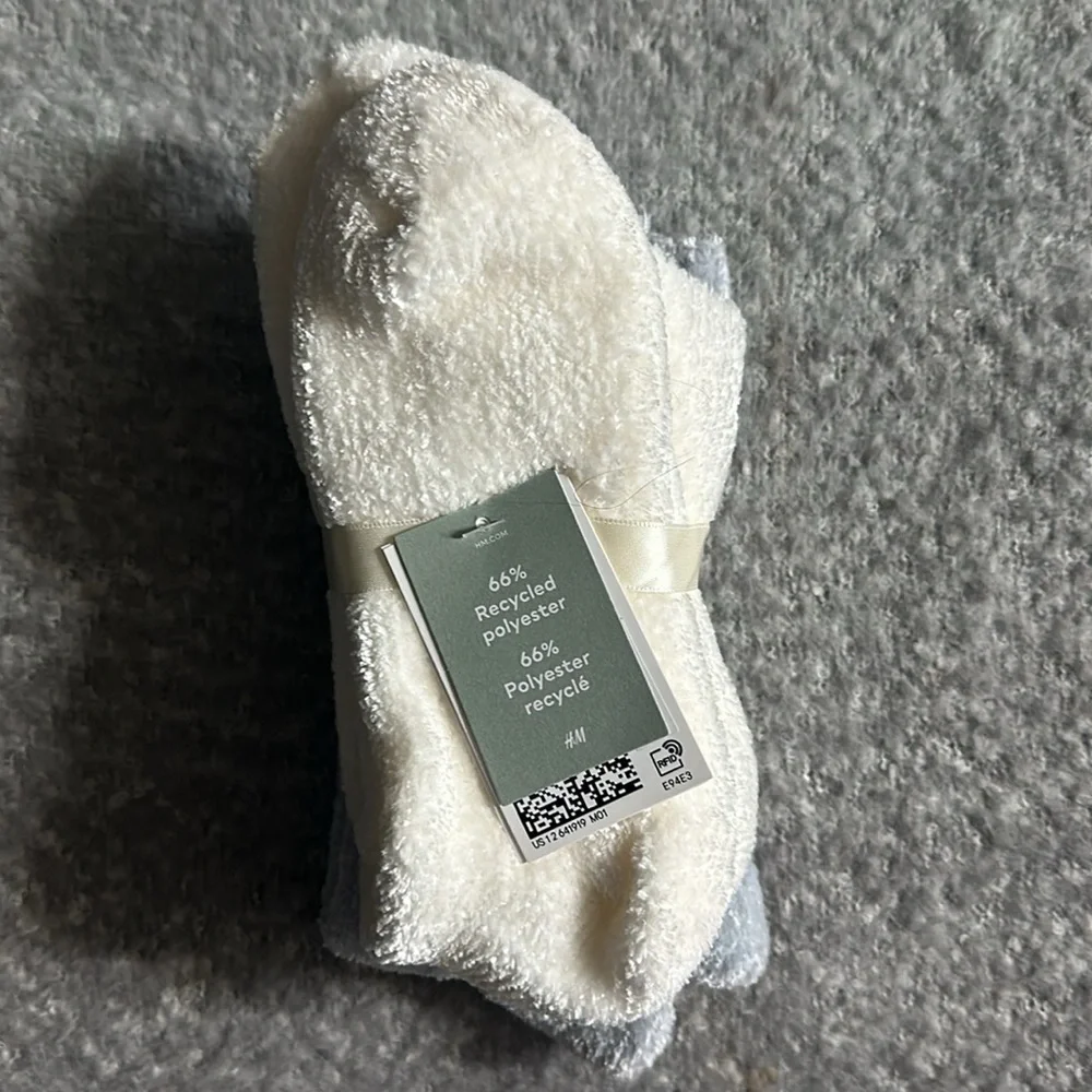 Set of two soft socks. NWT - Picture 3 of 5